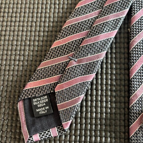 AUTHENTIC - Ermenegildo Zegna 100% Silk Tie – Made in Italy - Picture 4 of 5